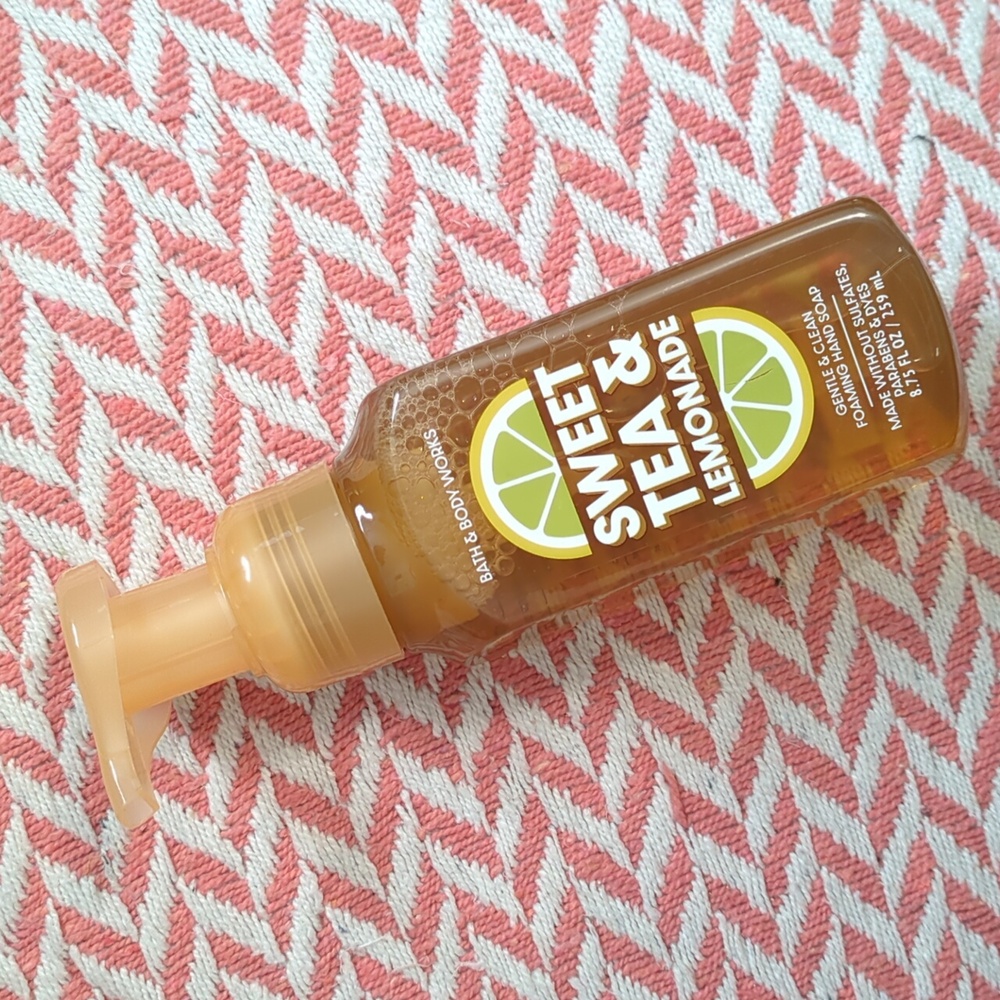 BBW Bath and Body Works Gentle Foaming Hand Soap NWT Sweet Tea & Lemonade 🍋